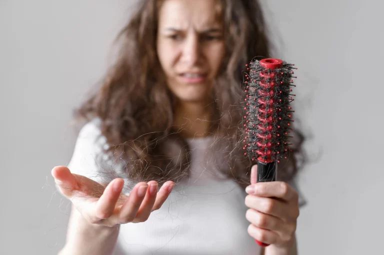 Pérdida excesiva de cabello: una señal silenciosa de estrés